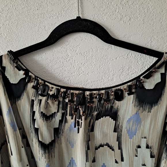 Dress barn black & blue cold shoulder dress - Picture 5 of 8